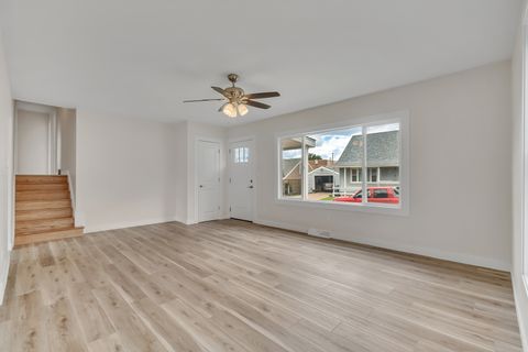 Tiny photo for 4 Riverview Lane, Bettendorf, IA 52722 (MLS # 12683523)