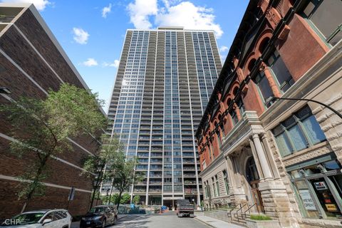 Tiny photo for 1560 N Sandburg Terrace #4003, Chicago, IL 60610 (MLS # 12508339)