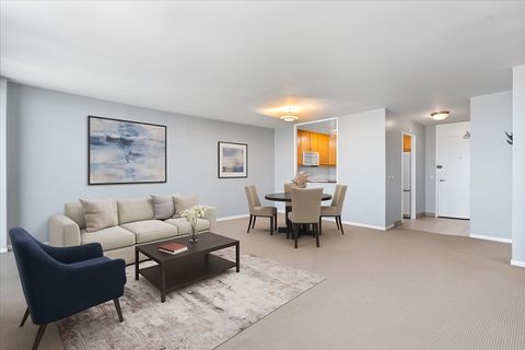 Tiny photo for 1560 N Sandburg Terrace #4003, Chicago, IL 60610 (MLS # 12508339)