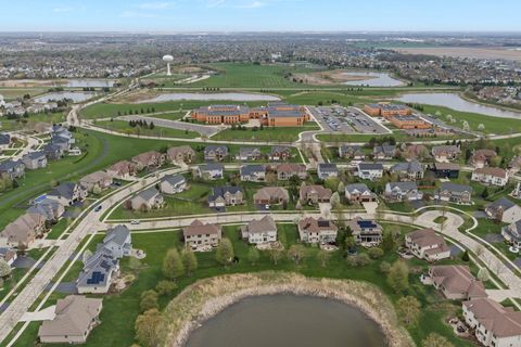 Tiny photo for 13112 Wildwood Place, Plainfield, IL 60585 (MLS # 12618883)