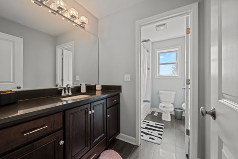 Tiny photo for 13112 Wildwood Place, Plainfield, IL 60585 (MLS # 12618883)