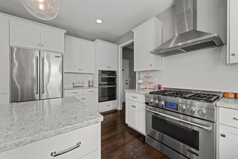 Tiny photo for 13112 Wildwood Place, Plainfield, IL 60585 (MLS # 12618883)