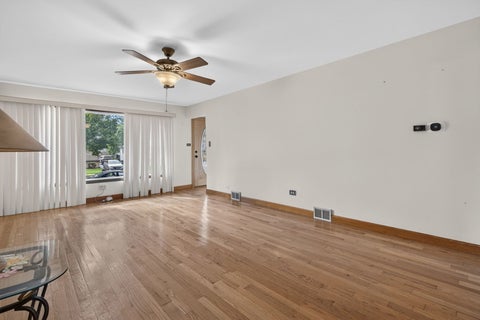 Tiny photo for 14339 Kolin Avenue, Midlothian, IL 60445 (MLS # 12741371)