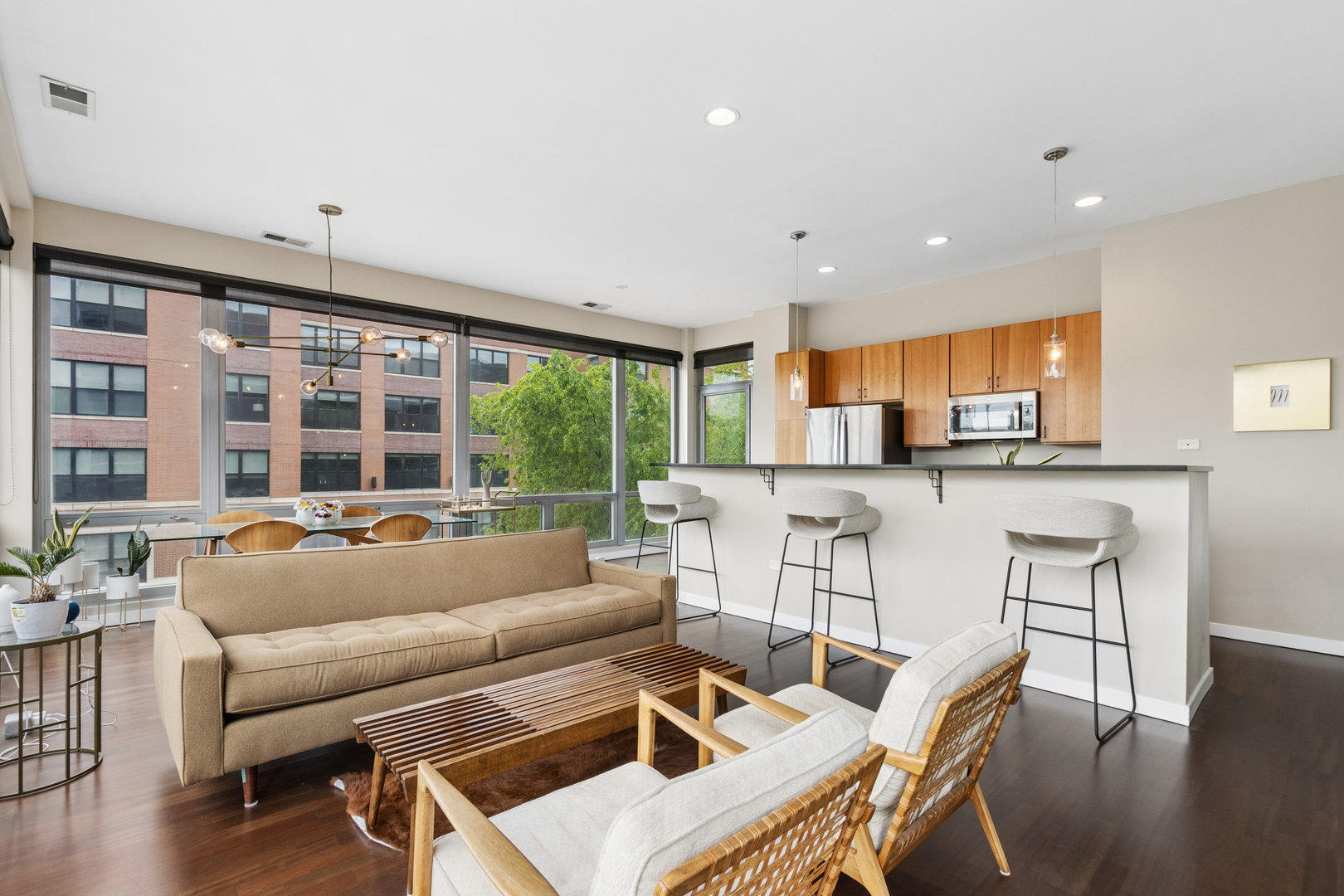 3920 N Sheridan Road 301