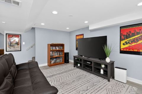 Tiny photo for 5226 N Moody Avenue, Chicago, IL 60630 (MLS # 12562365)