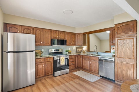 Tiny photo for 1311 Elm Court, De Witt, IA 52742 (MLS # 12789775)
