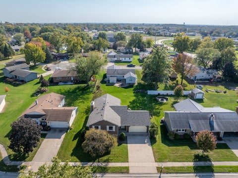 Tiny photo for 1311 Elm Court, De Witt, IA 52742 (MLS # 12789775)