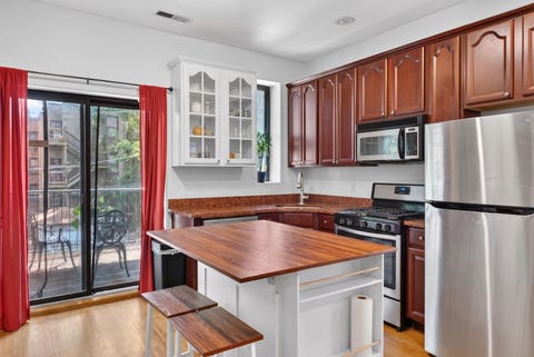 Tiny photo for 4007 S CALUMET Boulevard #2S, Chicago, IL 60653 (MLS # 12712769)