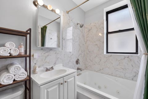 Tiny photo for 4007 S CALUMET Boulevard #2S, Chicago, IL 60653 (MLS # 12712769)