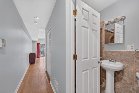 Tiny photo for 4007 S CALUMET Boulevard #2S, Chicago, IL 60653 (MLS # 12712769)