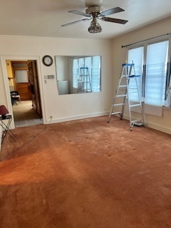 7611 S Ridgeland Avenue