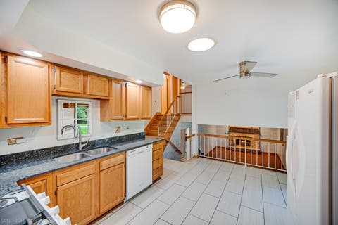 Tiny photo for 3900 W 155th Street, Markham, IL 60428 (MLS # 12736280)