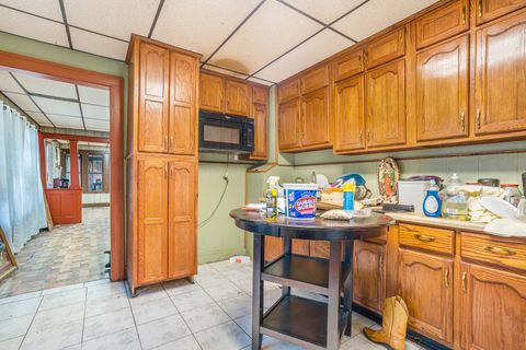 Tiny photo for 13302 S Avenue O Avenue, Chicago, IL 60633 (MLS # 12535702)