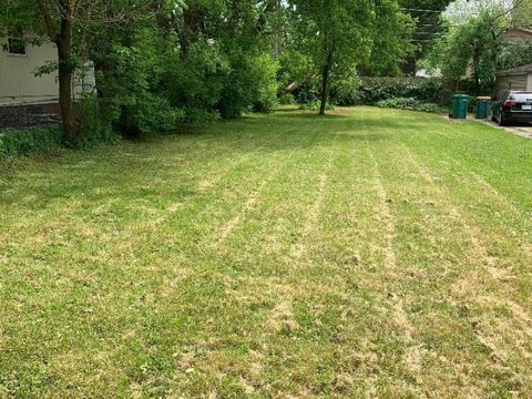 29 Ferndale Drive Round Lake Beach IL 60073