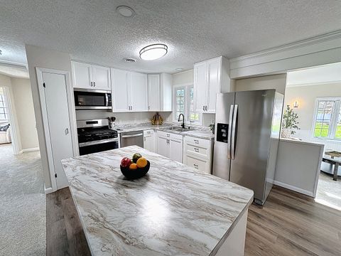 Tiny photo for 1312 32nd Avenue Court, East Moline, IL 61244 (MLS # 12617899)