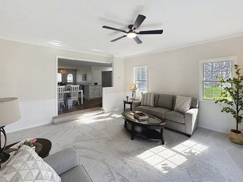 Tiny photo for 1312 32nd Avenue Court, East Moline, IL 61244 (MLS # 12617899)