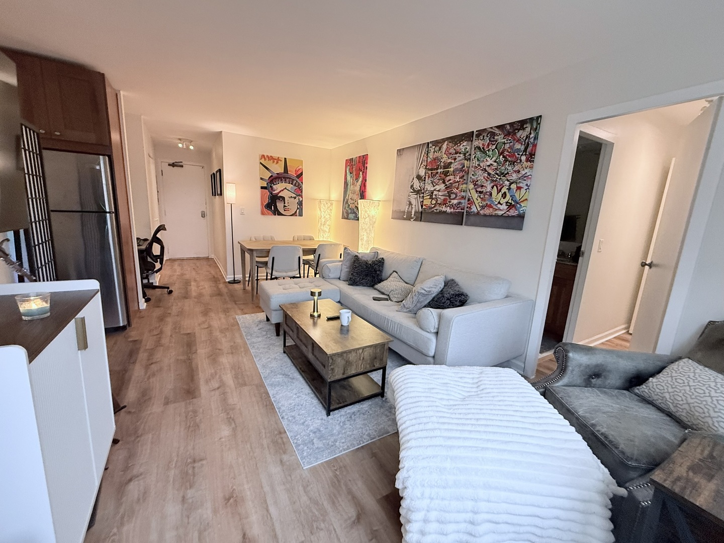 3033 N SHERIDAN Road 809