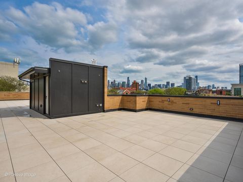 Tiny photo for 2832 N Racine Avenue #2E, Chicago, IL 60657 (MLS # 12304022)