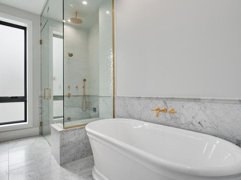 Tiny photo for 2832 N Racine Avenue #2E, Chicago, IL 60657 (MLS # 12304022)