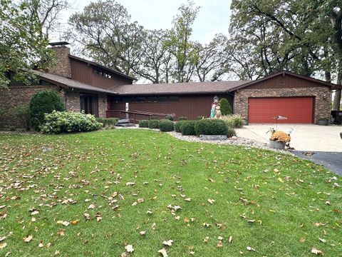 Photo of 1588 Bittersweet Drive, St. Anne, IL 60964 (MLS # 12497422)