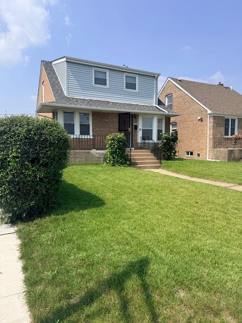 Photo of 11056 S State Line Road, Chicago, IL 60617 (MLS # 12747869)