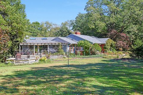 Tiny photo for 30W030 Schick Road, Bartlett, IL 60103 (MLS # 12493372)