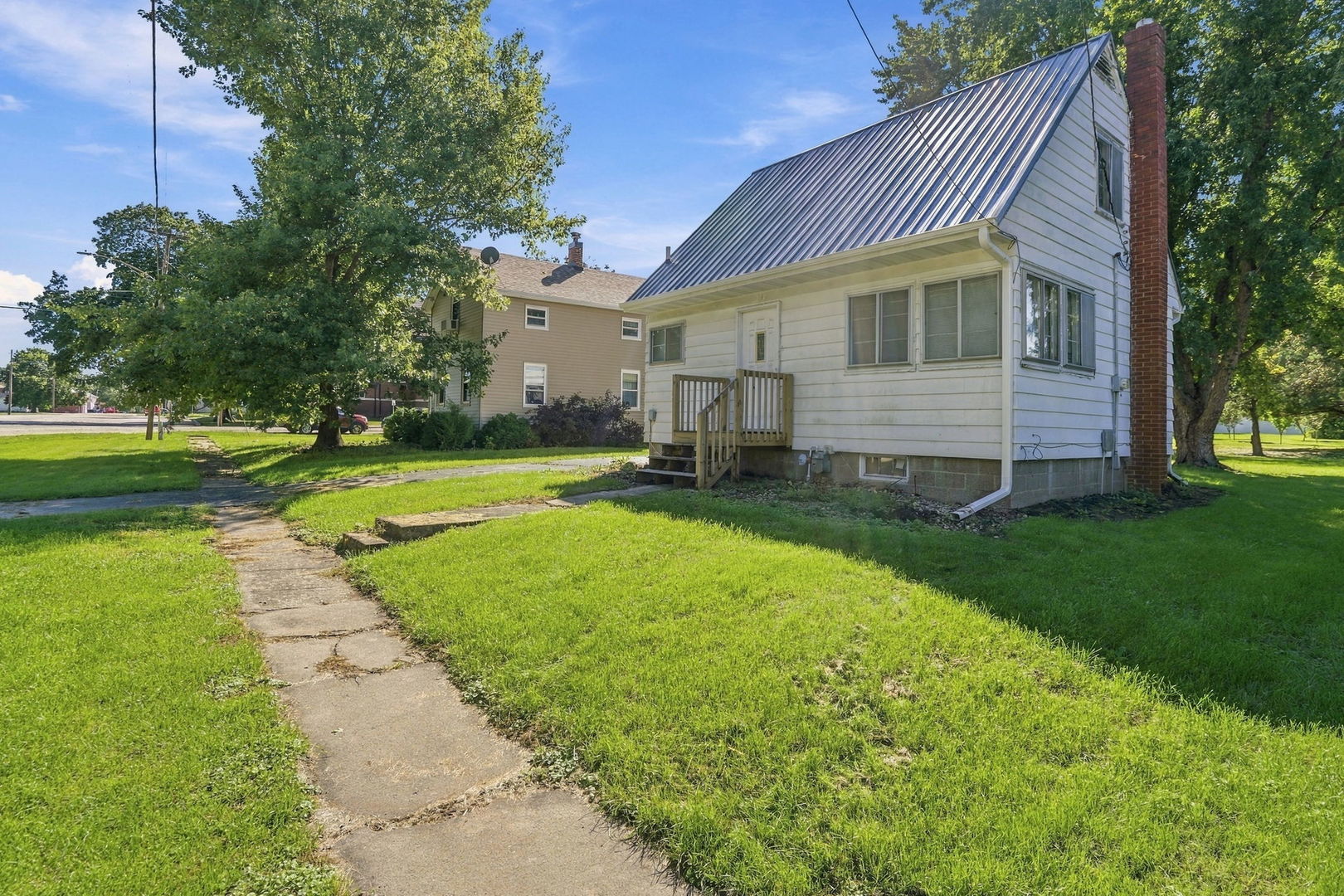 303 W Main Street