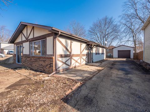 Photo of 204 Mill Stream Drive, Bolingbrook, IL 60440 (MLS # 12567319)