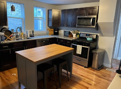 1516 W 18th Place