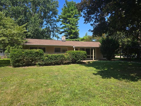 Photo of 1719 McDonald Drive, Champaign, IL 61821 (MLS # 12668596)
