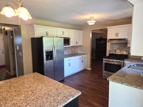 Tiny photo for 3404 Windmill Road, Bloomington, IL 61704 (MLS # 12646565)