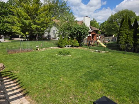 Tiny photo for 3404 Windmill Road, Bloomington, IL 61704 (MLS # 12646565)
