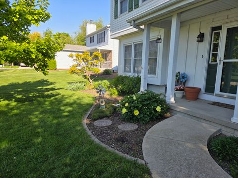 Tiny photo for 3404 Windmill Road, Bloomington, IL 61704 (MLS # 12646565)
