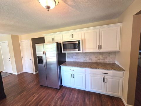 Tiny photo for 3404 Windmill Road, Bloomington, IL 61704 (MLS # 12646565)