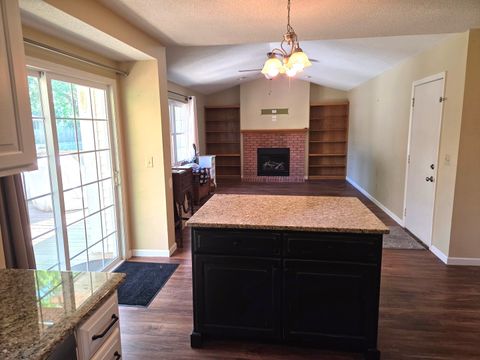 Tiny photo for 3404 Windmill Road, Bloomington, IL 61704 (MLS # 12646565)