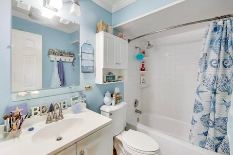 Tiny photo for 3938 N Keeler Avenue #2W, Chicago, IL 60641 (MLS # 12563912)