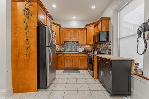 Tiny photo for 114 W Locust Street, Bloomington, IL 61701 (MLS # 12731878)