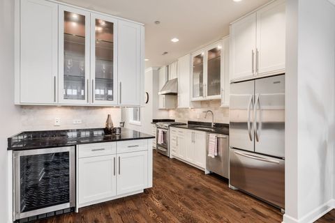 Tiny photo for 1718 N Clybourn Avenue #1, Chicago, IL 60614 (MLS # 12487811)