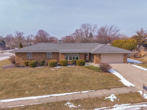 Photo of 207 Hampton Drive, Bloomington, IL 61704 (MLS # 12545654)