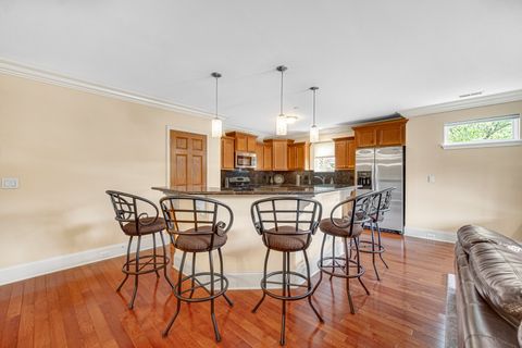 Tiny photo for 405 W Pierce Road #201, Itasca, IL 60143 (MLS # 12666101)