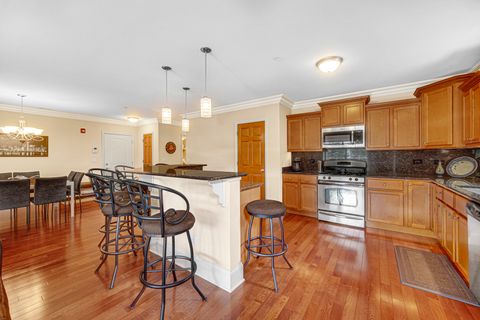Tiny photo for 405 W Pierce Road #201, Itasca, IL 60143 (MLS # 12666101)