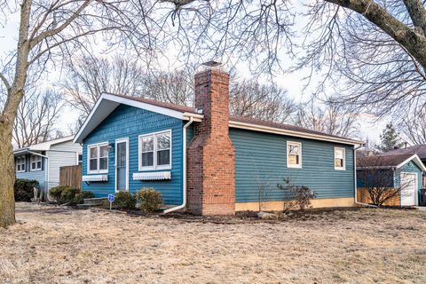 Tiny photo for 1607 Hovey Avenue, Normal, IL 61761 (MLS # 12578735)