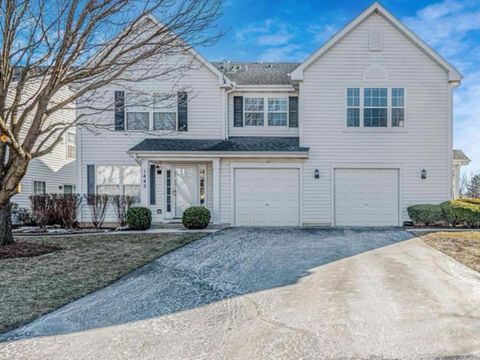 Photo of 1441 Orleans Drive #1441, Mundelein, IL 60060 (MLS # 12338469)