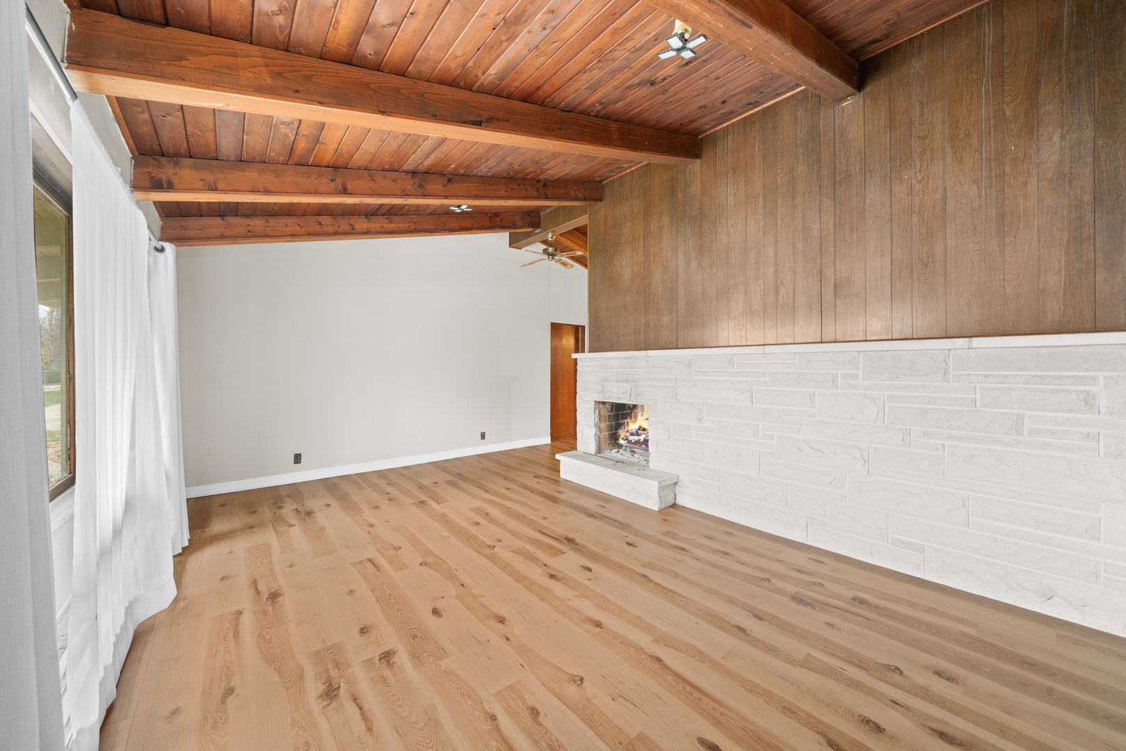 707 E Prairie Street