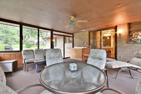 Tiny photo for 7976 Clarendon Hills Road, Willowbrook, IL 60527 (MLS # 12448367)