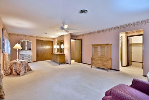 Tiny photo for 7976 Clarendon Hills Road, Willowbrook, IL 60527 (MLS # 12448367)