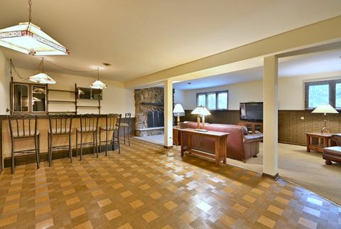 Tiny photo for 7976 Clarendon Hills Road, Willowbrook, IL 60527 (MLS # 12448367)