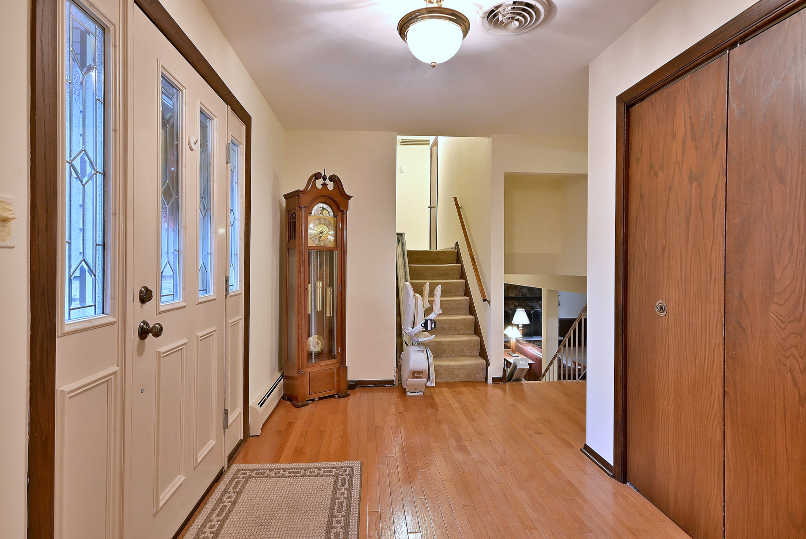 7976 Clarendon Hills Road