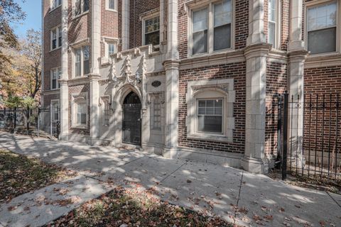 Photo of 7037 S Crandon Avenue #219, Chicago, IL 60649 (MLS # 12643349)