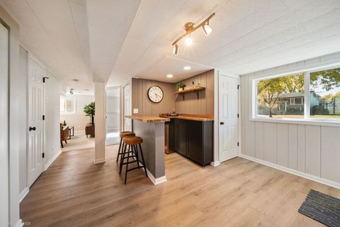 Tiny photo for 7209 Hawthorne Avenue, Woodridge, IL 60517 (MLS # 12514115)